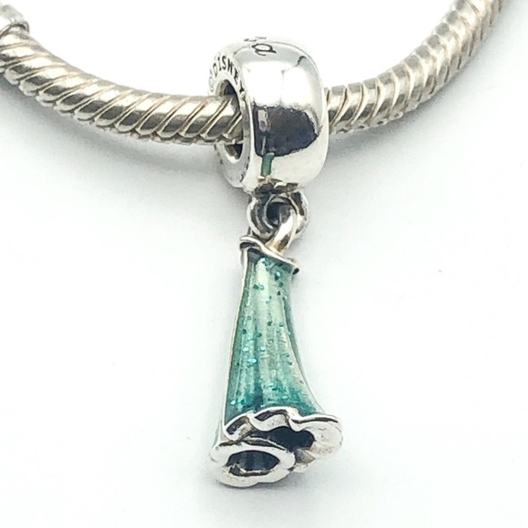 ELSA DRESS
Pandora DISNEY Princess Elsa Dress Frozen Disney Dangle Charm 925 ALE - Picture 1 of 8